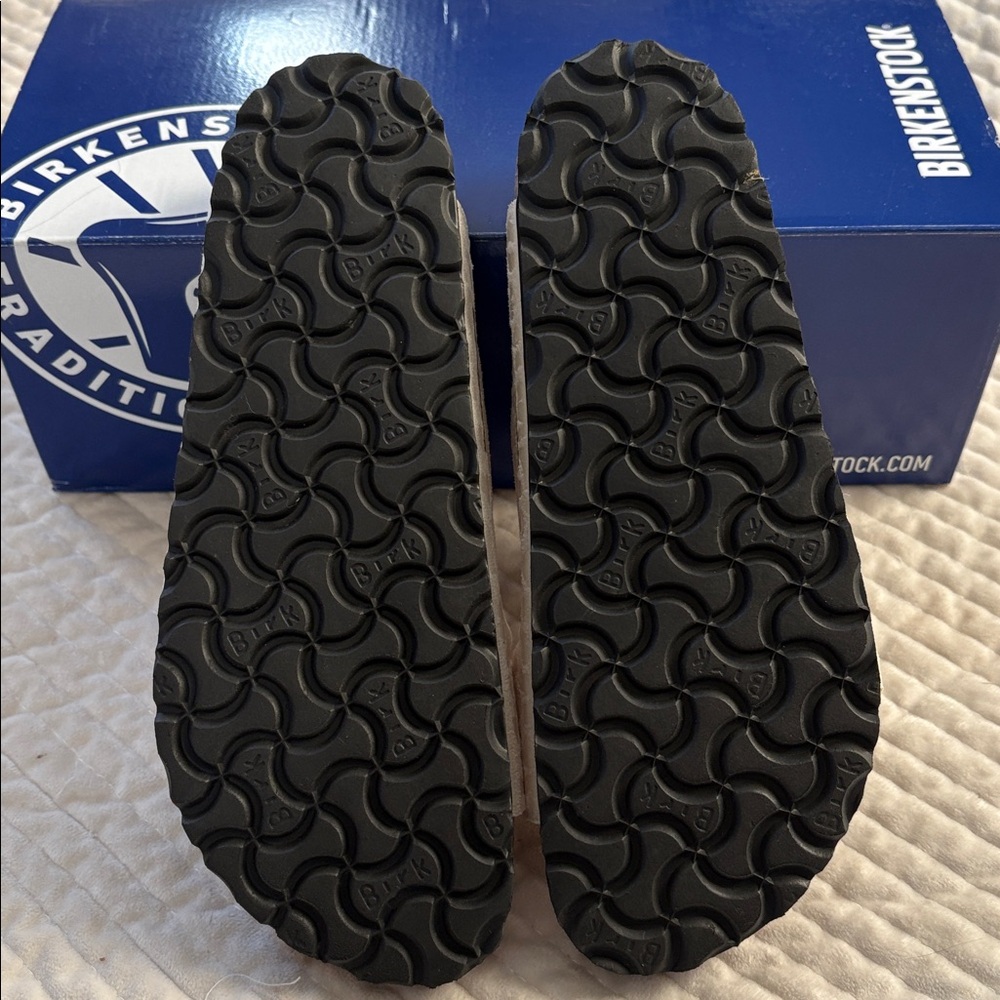 Birkenstock Arizona Sandal in Eggshell Leopard Print - Picture 5 of 10